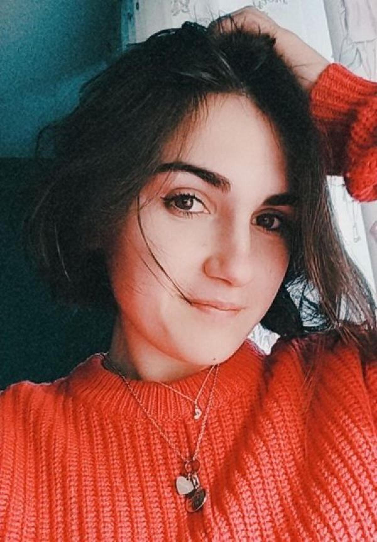 "Sicuri che la short communication è stata inventata negli anni ‘80?" - GIORGIA DE SANTIS - https://www.statoquotidiano.it/17/09/2021/ma-siamo-sicuri-che-la-short-communication-sia-stata-inventata-negli-anni-80/884871/