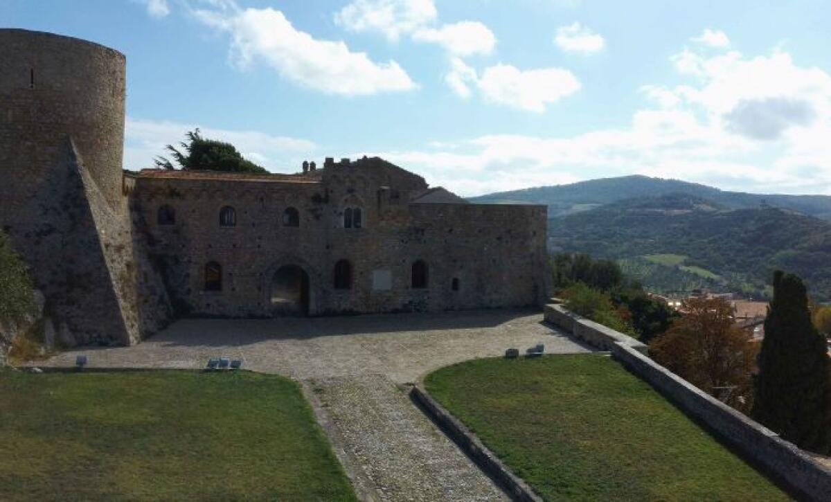Giardini pensili di Bovino, la rinascita di un luogo storico e del cuore - 