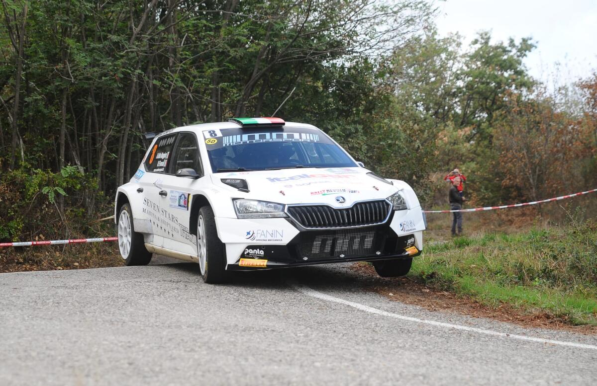 RALLY REVOLUTION +1 CON TRE EQUIPAGGI AL RALLY TROFEO MAREMMA - 