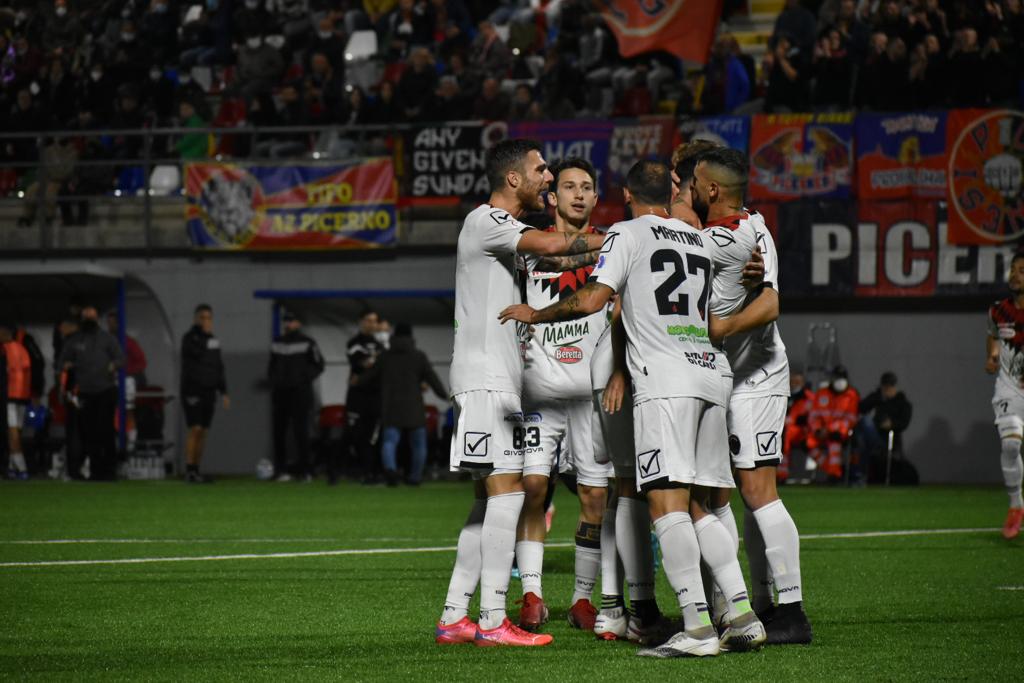 Uno scatto di Picerno-Foggia 1-1 (Serie C - girone C, stagione 2021/2022) - crediti: foto di Luigia Spinelli