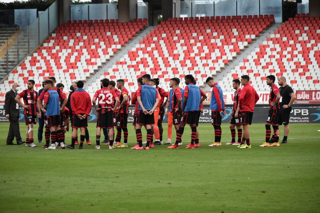 Uno scatto di Bari-Foggia 3-1 (Serie C - girone C, stagione 2020/2021) - crediti: foto di Luigia Spinelli