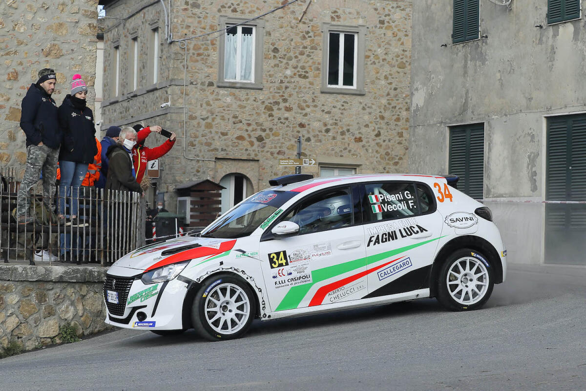 AL 1° RALLY DI CHIUSDINO  VITTORIA PER PISANI-VECOLI - 