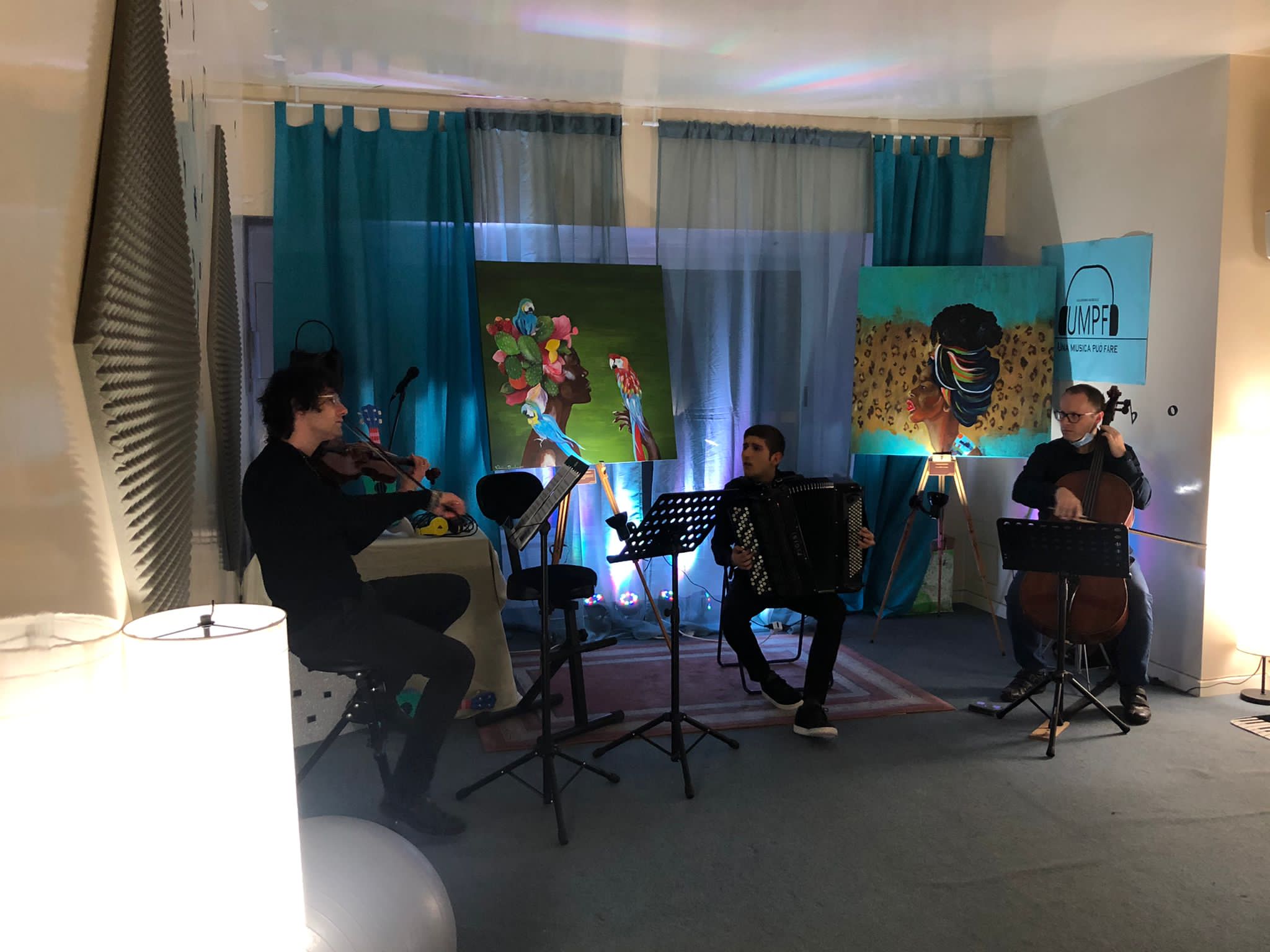 Umpf: omaggio a Peppino Prencipe tra arte e musica al femminile