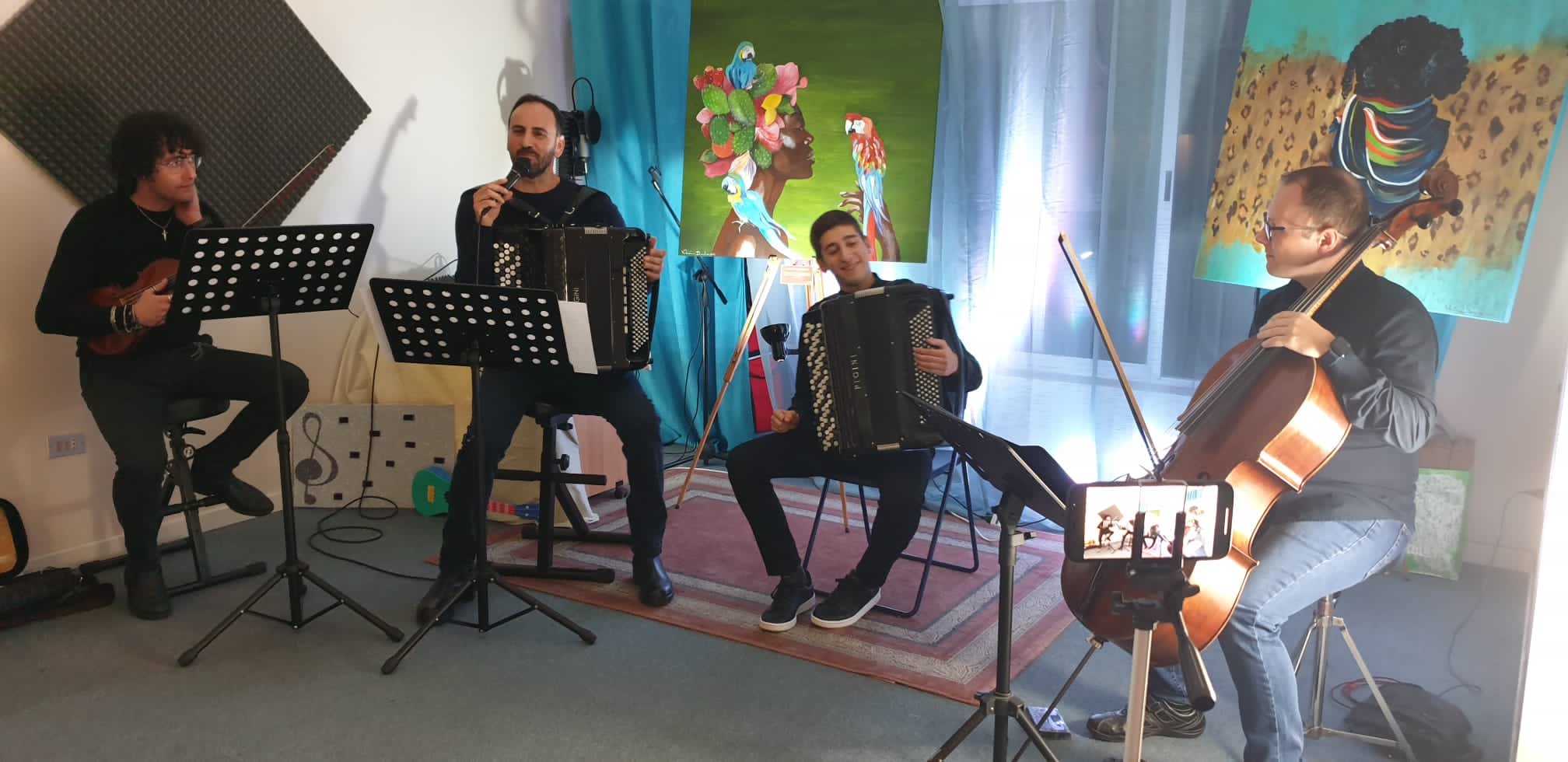 Umpf: omaggio a Peppino Prencipe tra arte e musica al femminile
