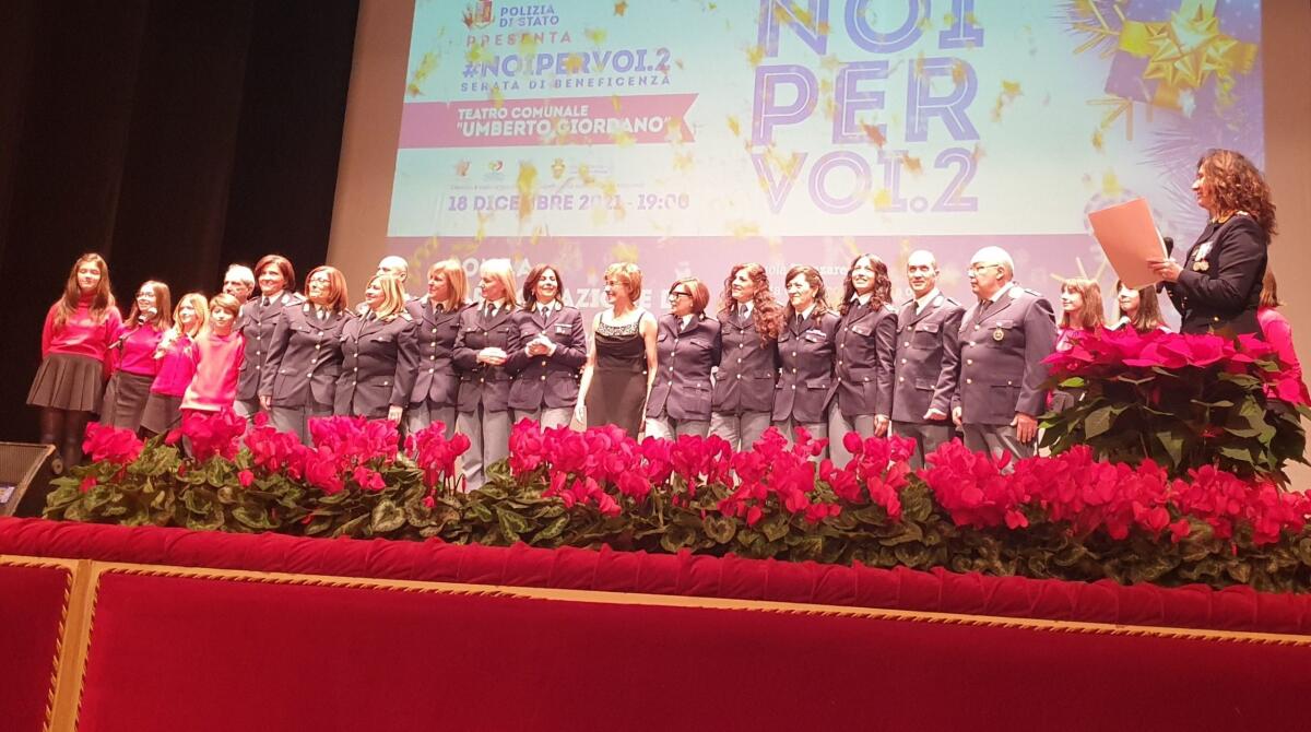 Serata al Giordano con il coro della Polizia, il ricavato per i bimbi di Stornara - 