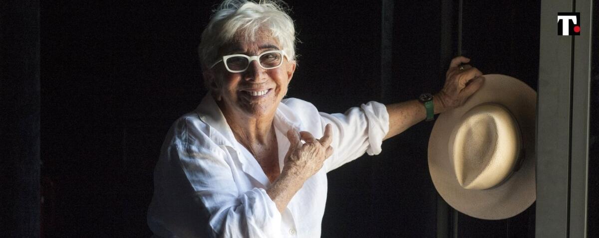 "Amare è essere impegnati, lavorare, avere interessi, creare". Ciao Lina - 3 ore fa
True News.
Lina Wertmuller, i migliori film della regista passati alla storia del cinema