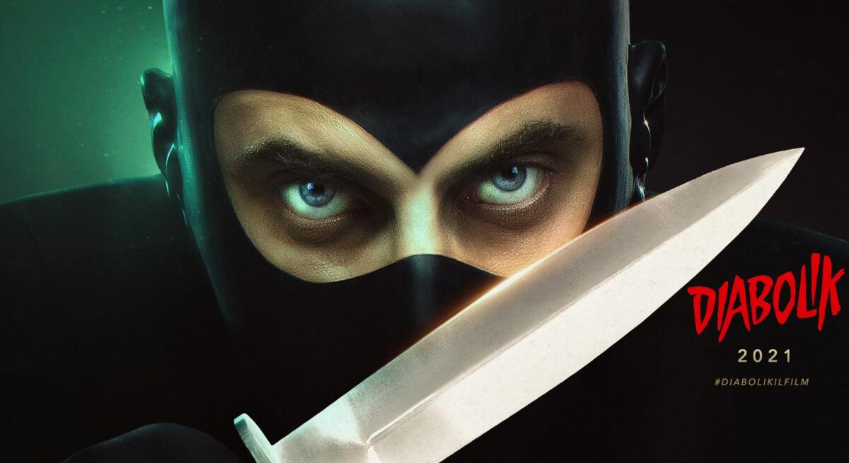 "Diabolik? Il più grande criminale di tutti i tempi, e il più grande innamorato" - Il film, in sala dal 16 dicembre in 500 copie con 01, è ovviamente l'adattamento cinematografico dell'omonimo fumetto creato dalle geniali Angela e Luciana Giussani, ed esattamente del terzo albo della serie originale, dal titolo L'arresto di Diaboli
