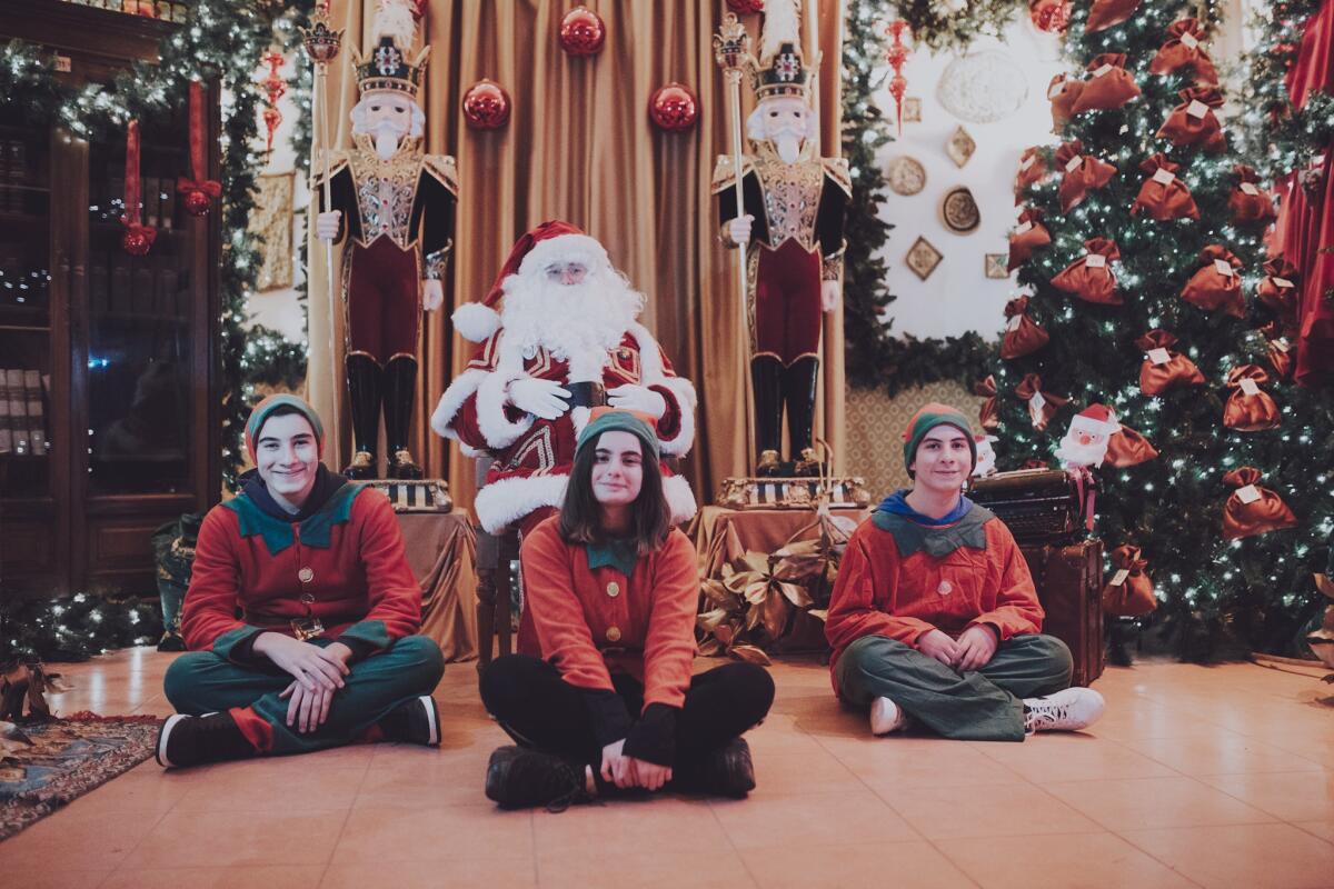 "La Casa di Babbo Natale a Candela aspetta grandi e piccini" - Candela, il paese del Natale