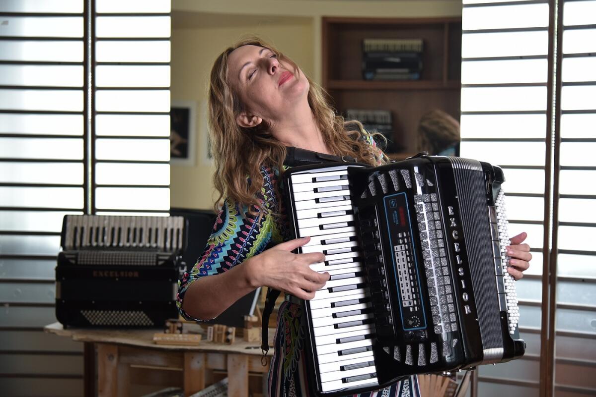 "Silvia Pagni pronta a omaggiare il Maestro Peppino Prencipe" - Excelsior Accordion
Sylvia Pagni – Excelsior Accordion
