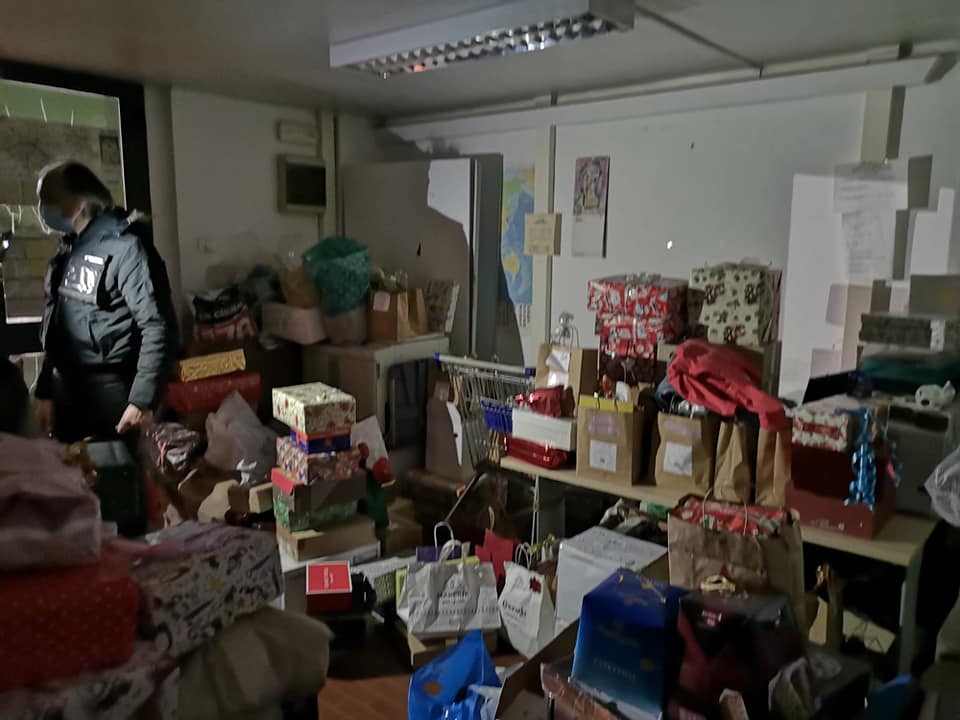 Raccolta dei pacchi di Natale promossa dai Fratelli della Stazione