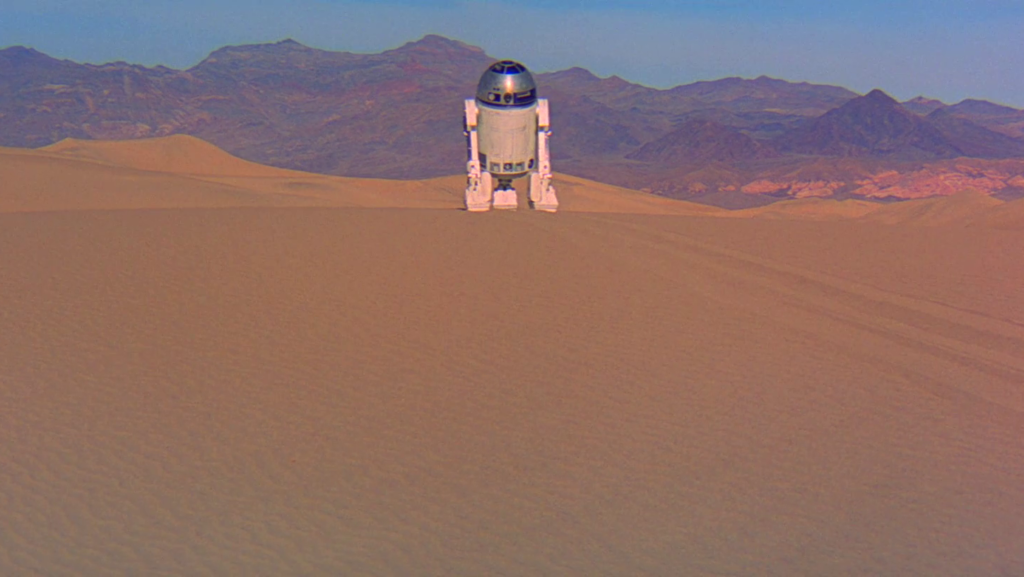 R2D2 sul pianeta deserto Tatooine, la scena è stata girata in California.