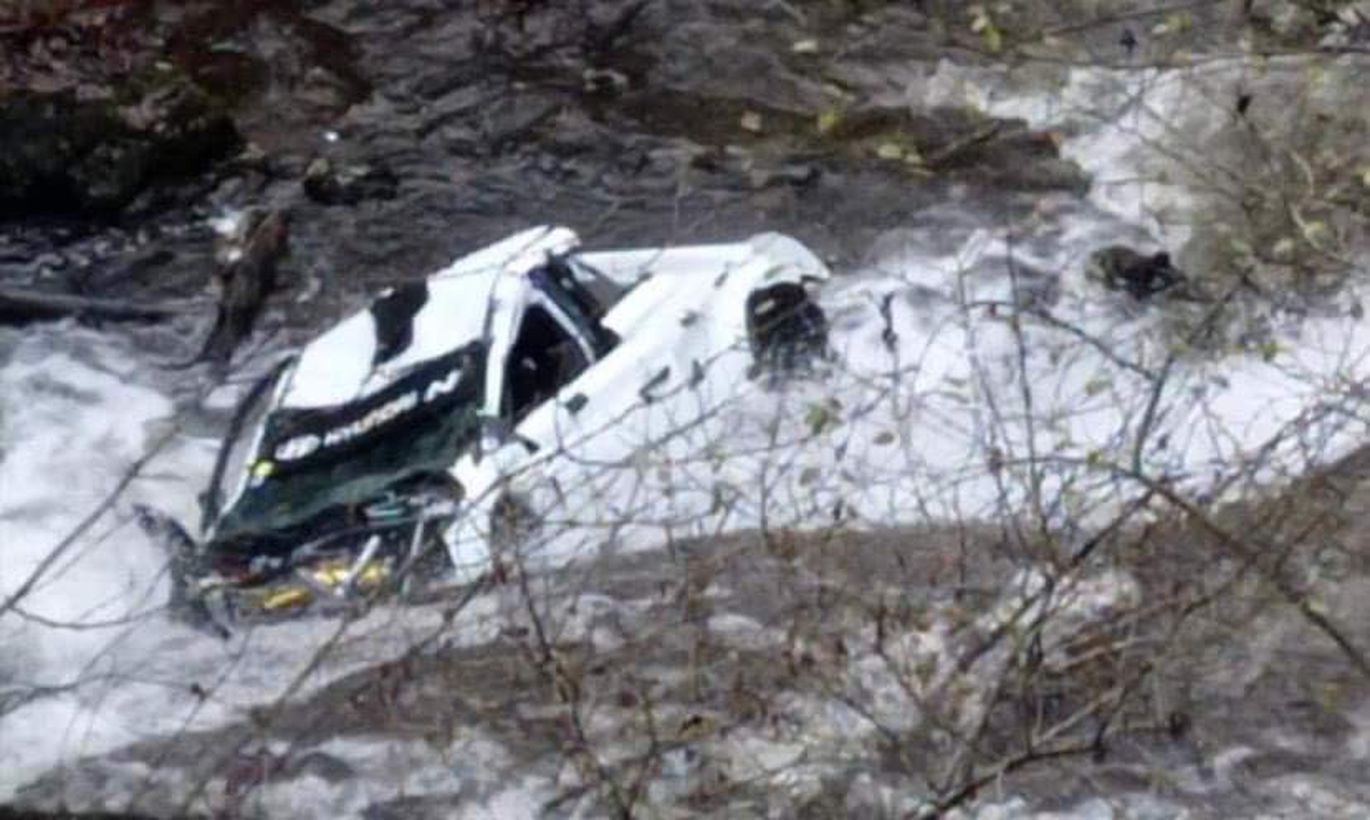 I resti della Hyundai di Neuville-Wydaeghe (Foto: Twitter)