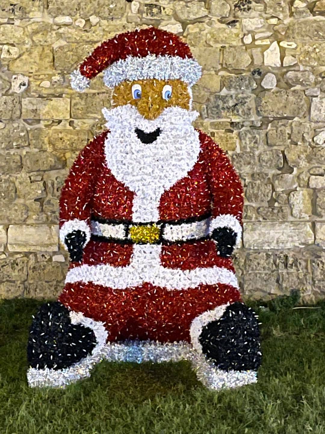 Manfredonia. "Cerco un Babbo Natale per la consegna dei regali ai miei nipotini"