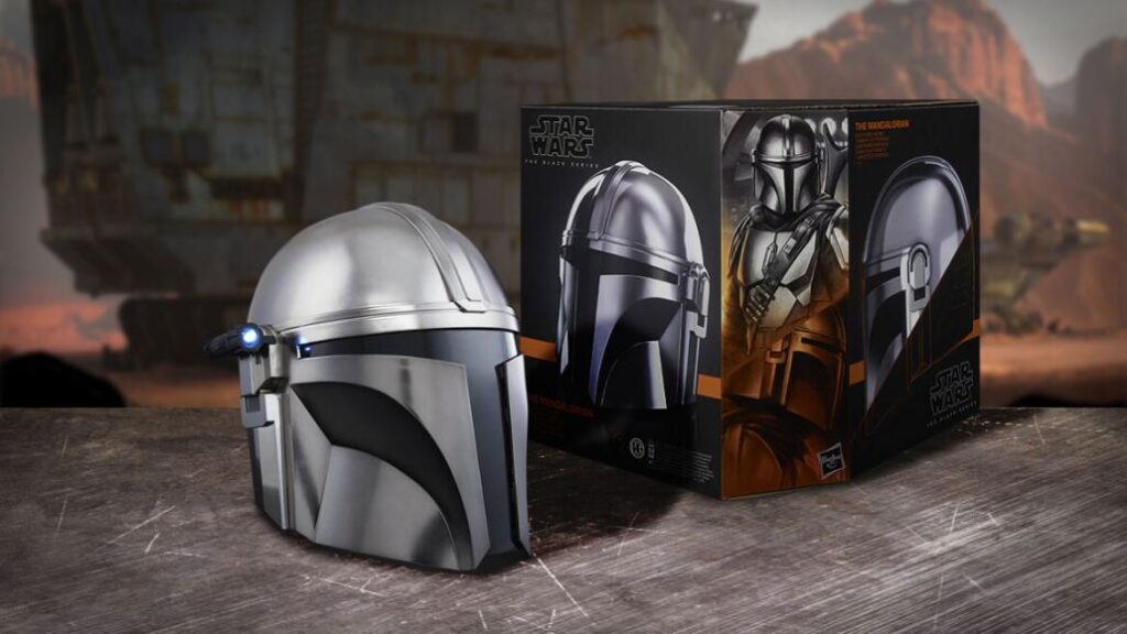 Casco elettronico di The Mandalorian