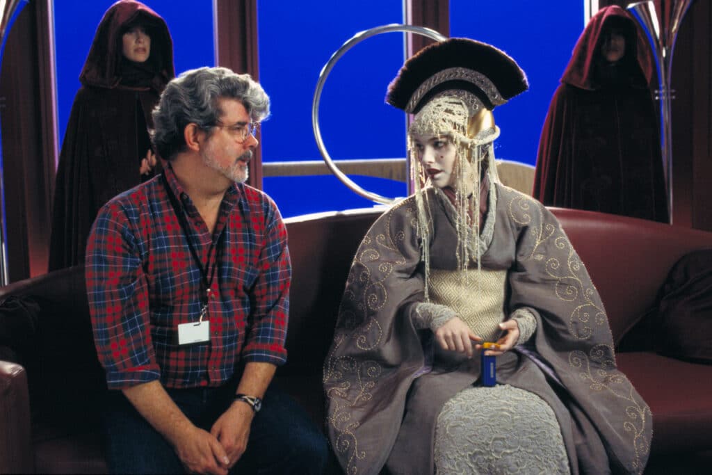Lucas insieme a Natalie Portman sul set di "Star Wars - La minaccia fantasma".