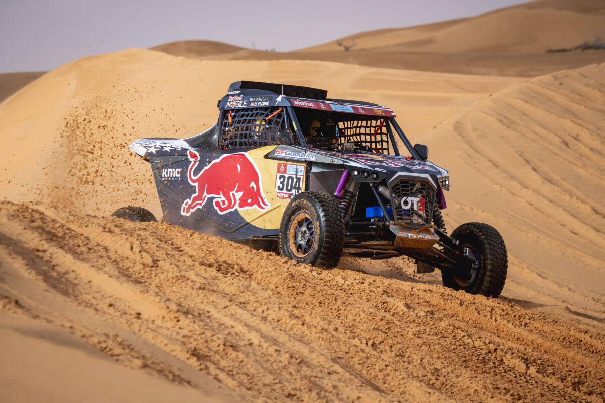 Dakar - Mikkelsen cappotta fra le dune - 