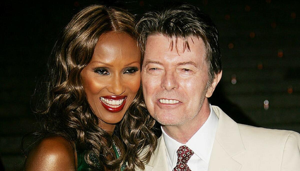 David Bowie, il catalogo venduto alla Warner per cifra milionaria - Fonte image DiLei - 
Il commovente post della moglie di David Bowie: “Vorrei essere fra le tue braccia”