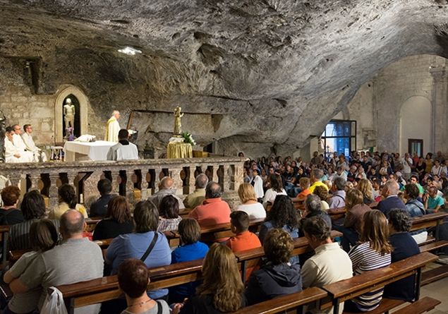 La grotta di Monte S. Angelo (Foto: Famiglia cristiana)