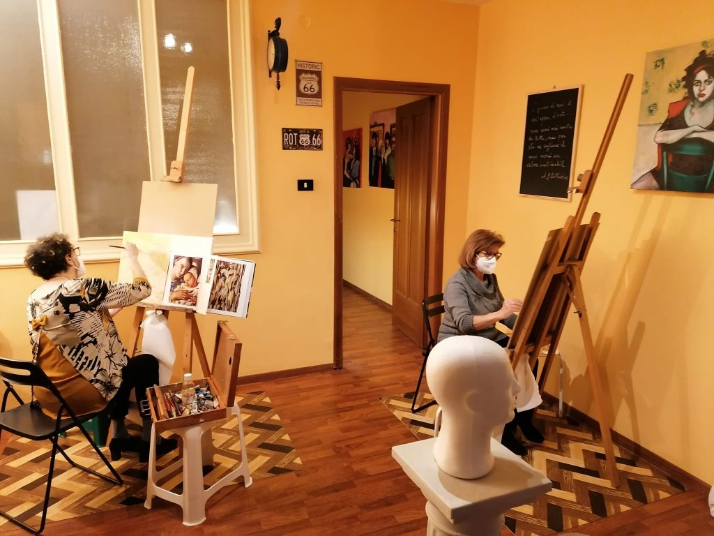 Stefania Piccirilli e i laboratori d’arte: “Ricominciamo a vivere e a viverci”