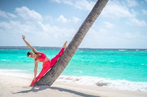 Chi è Daniela Caputo, flexibility coach "superlativa" (FT - VIDEO)