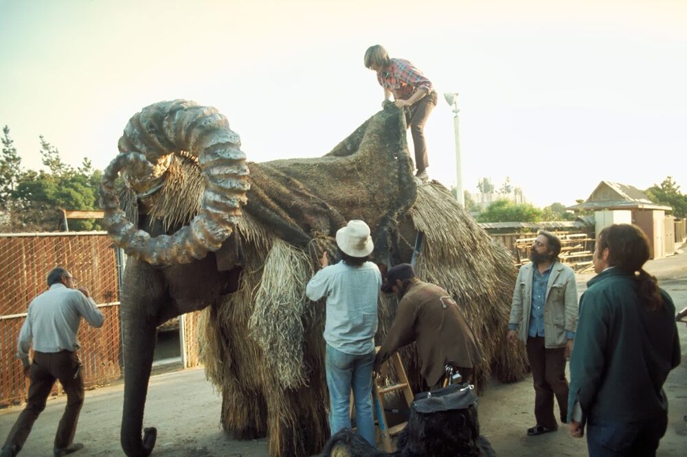 L'elefante Mardji recita in Una nuova speranza (Fonte wookiepedia)