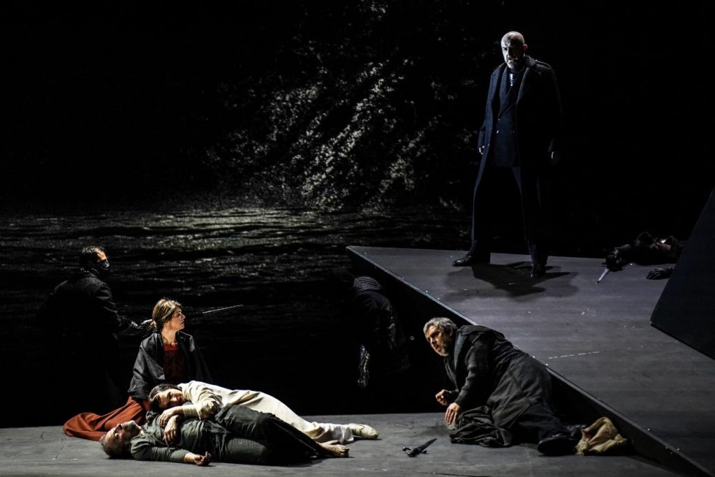 Tristano e Isotta di Wagner in scena al teatro Petruzzelli