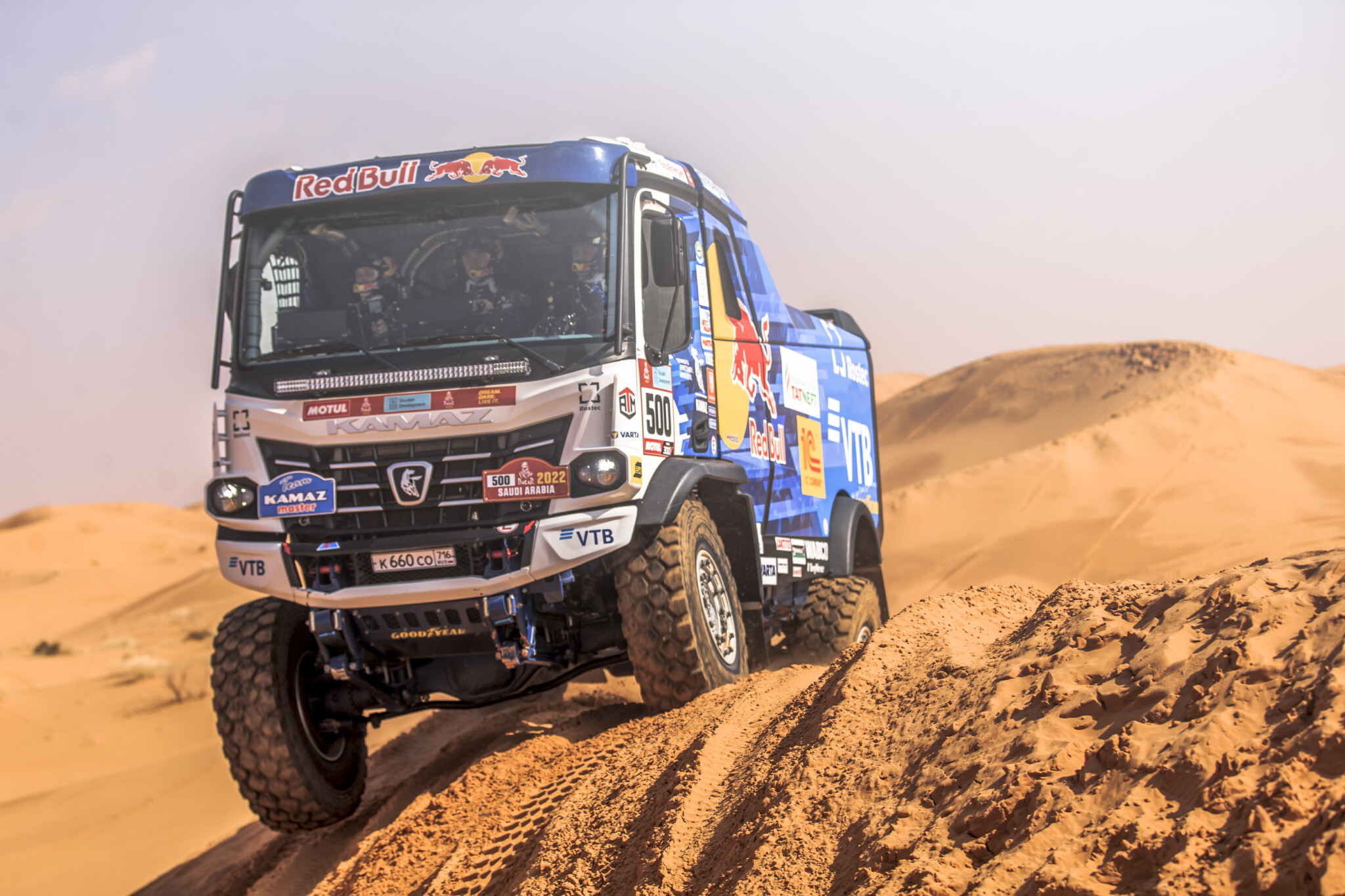 Sotnikov protagonista col nuovo Kamaz K5 (Foto: Red Bull Content Pool)