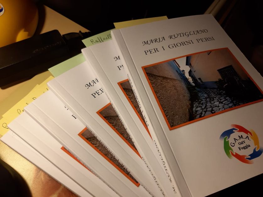 “Per i giorni persi”, nel libro di Maria Rutigliano una rinascita sofferta