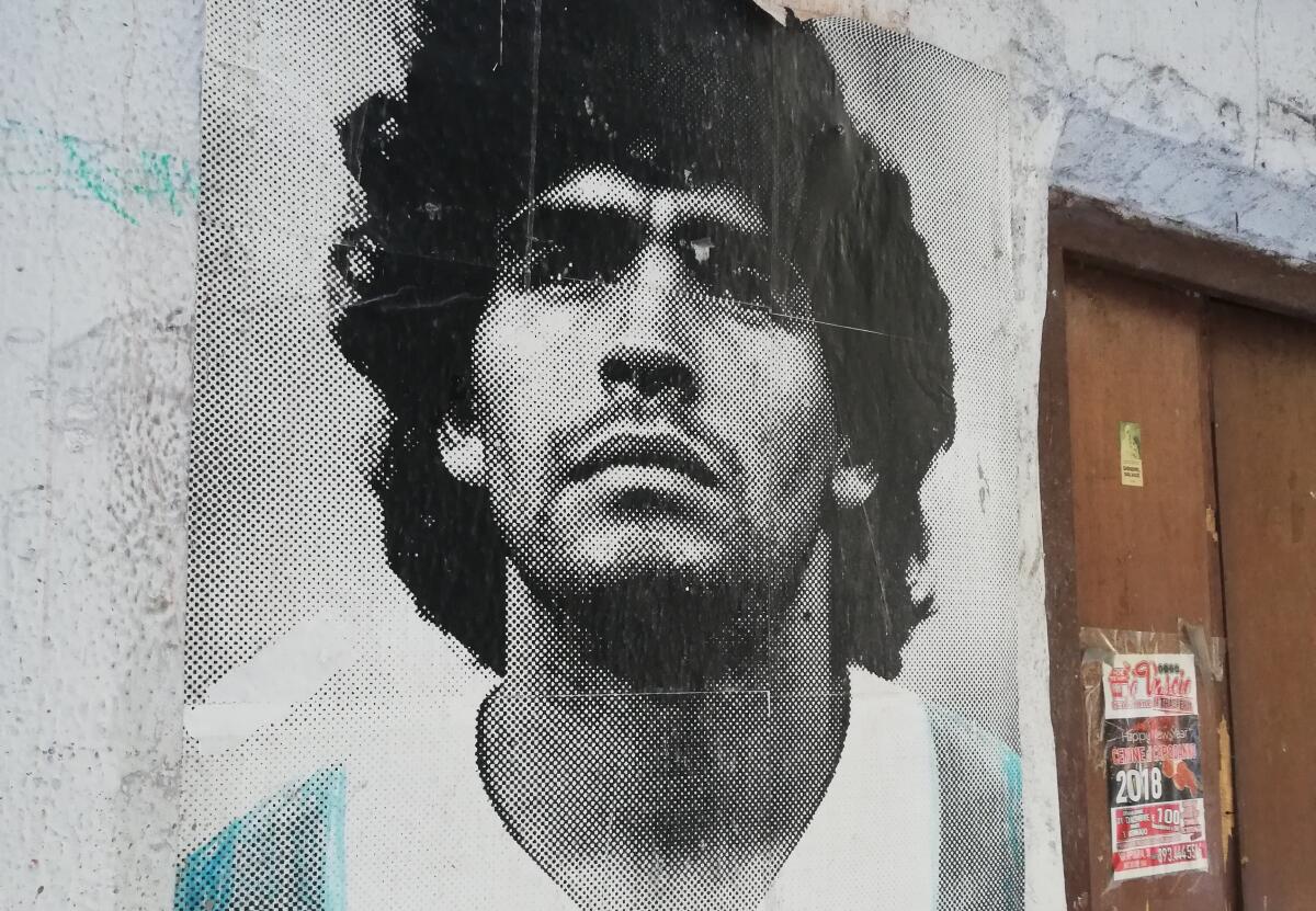 Barcellona, l'omaggio a Maradona sui social: "Eterno" - Maradona ai Quartieri Spagnoli (Napoli), crediti: Antonio Piazzolla/lagoleada.it - RIPRODUZIONE RISERVATA