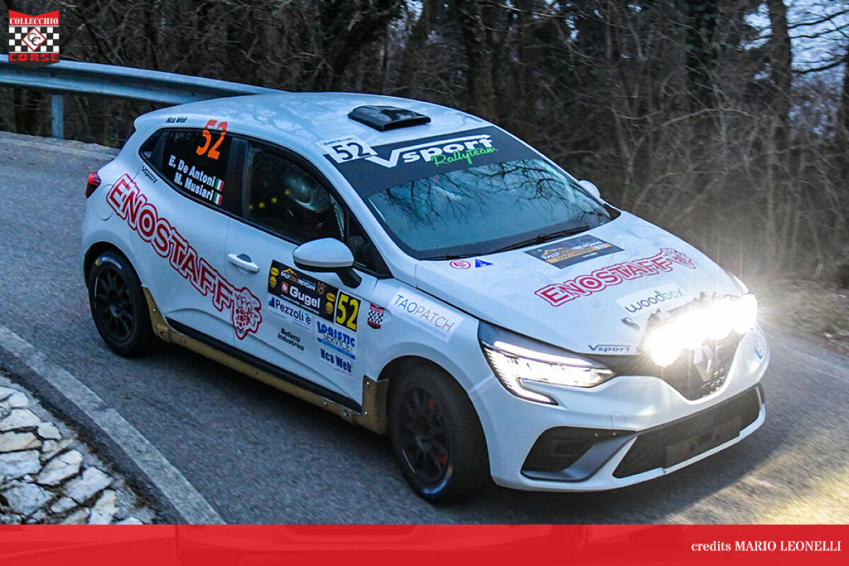 De Antoni, alla prima in Renault, sfiora la vittoria - 