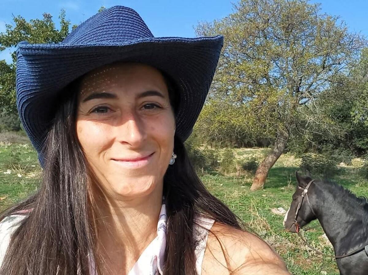 Dopo il furto dei cavalli l’imprenditrice non molla, Faro: #siamotuttiGiovanna - Giovanna De Cato