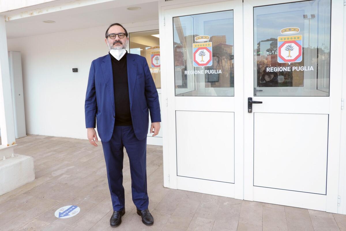 Sindaco sui social: "La mia storia d'amore è finita, evitiamo i pettegolezzi" - Corriere del Mezzogiorno - Corriere della Sera
Puglia, Massimo Manera sui social: «La mia storia d'amore è finita, lo scrivo per evitare pettegolezzi» - CorrieredelMezzogiorno.it