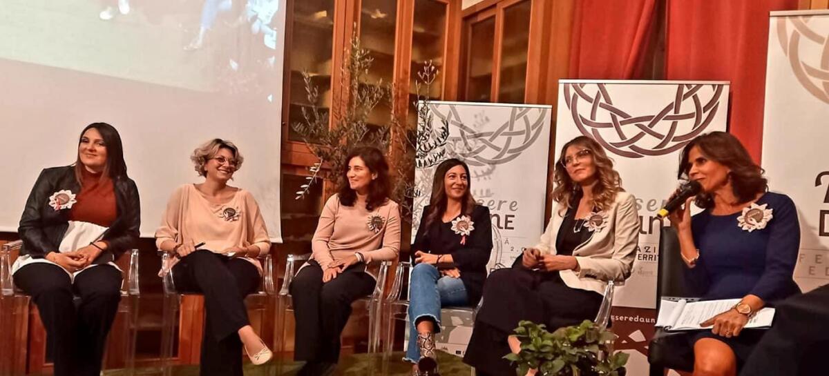 “Un brindisi con San Valentino. Come un prodotto racconta il suo territorio” - TESSERE DAUNE, immagine d'archivio