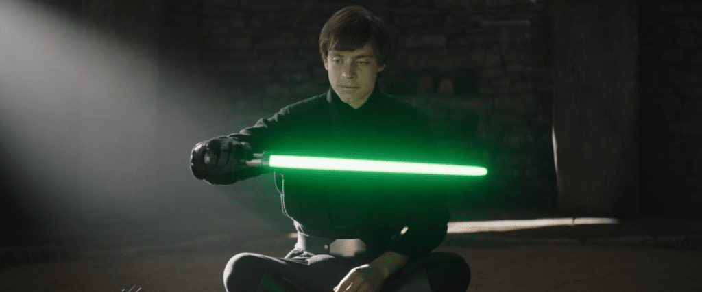 Luke Sywalker e la spada laser di Yoda.