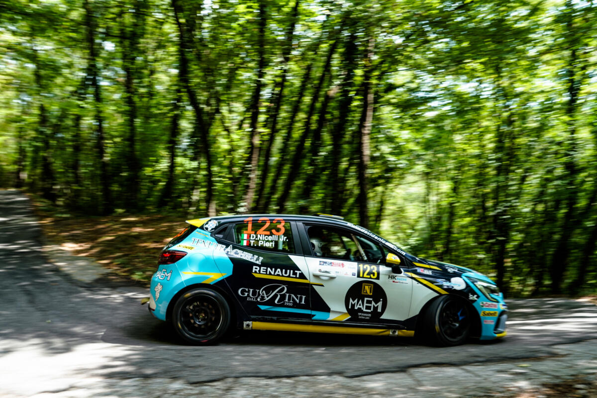 BEN TRE I PROGRAMMI DEDICATI ALLA CLIO RALLY5 PER LA STAGIONE 2022 DEI RALLY DI RENAULT ITALIA - 
