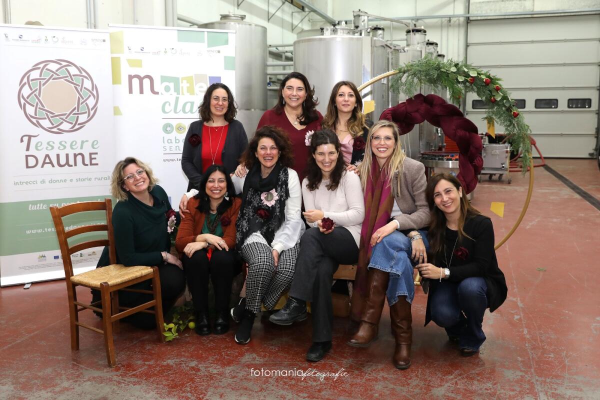 “Tocchi e Ritocchi, come creare il giorno più bello!” - Continuano gli appuntamenti con le MaterClass, laboratori sensoriali itineranti che mirano ad animare e valorizzare il territorio dell’Alto Tavoliere, ideati da Tessere Daune, intrecci di donne e storie rurali, progetto nato grazie ai finanziamenti d