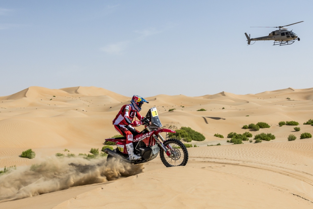 Sunderland fa un bel double vincendo Dakar e Desert Challenge sulla Gas Gas (Abu Dhabu Desert Challenge)