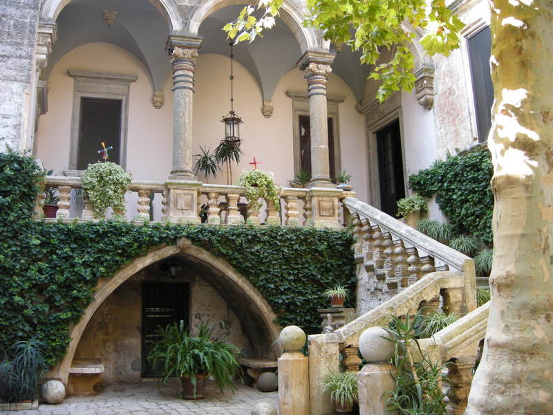 Castello di S. Vito dei Normanni. Foto: Italia Virtual Tour