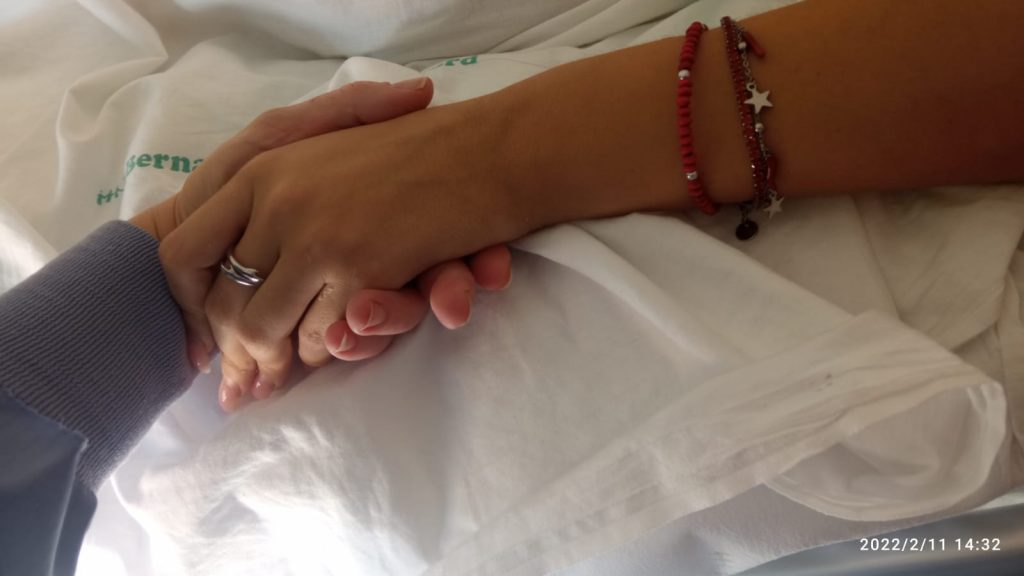 Alexandra ha vinto la sua battaglia per la vita dopo due mesi di ospedale