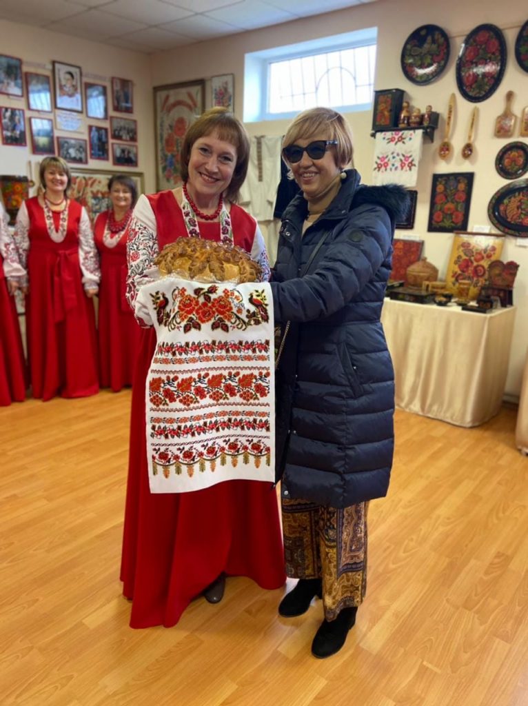 Lucilla Parisi, sindaco di Roseto, a Dnipro (Ucraina) lo scorso anno
