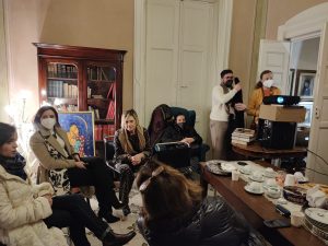 L’arte delle donne e la guerra degli uomini in un intreccio fra Russia e Ucraina