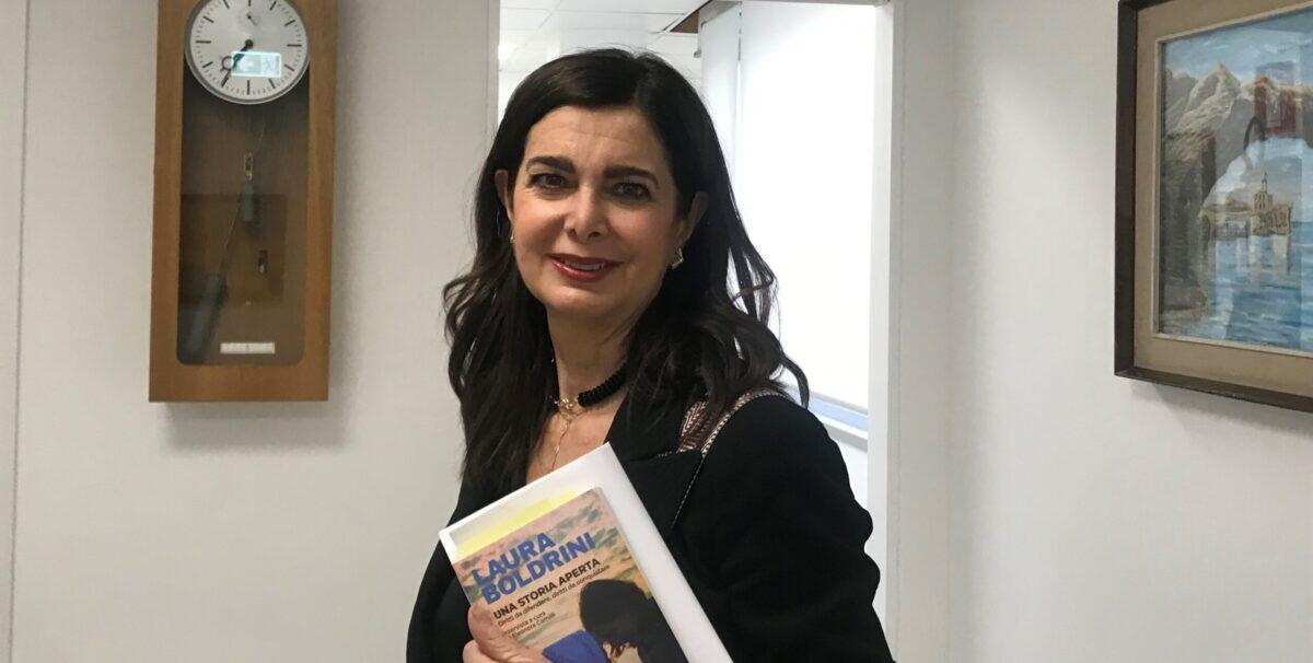 Boldrini: “La politica è debole nella difesa dei diritti e odiare porta voti” - Laura Boldrini