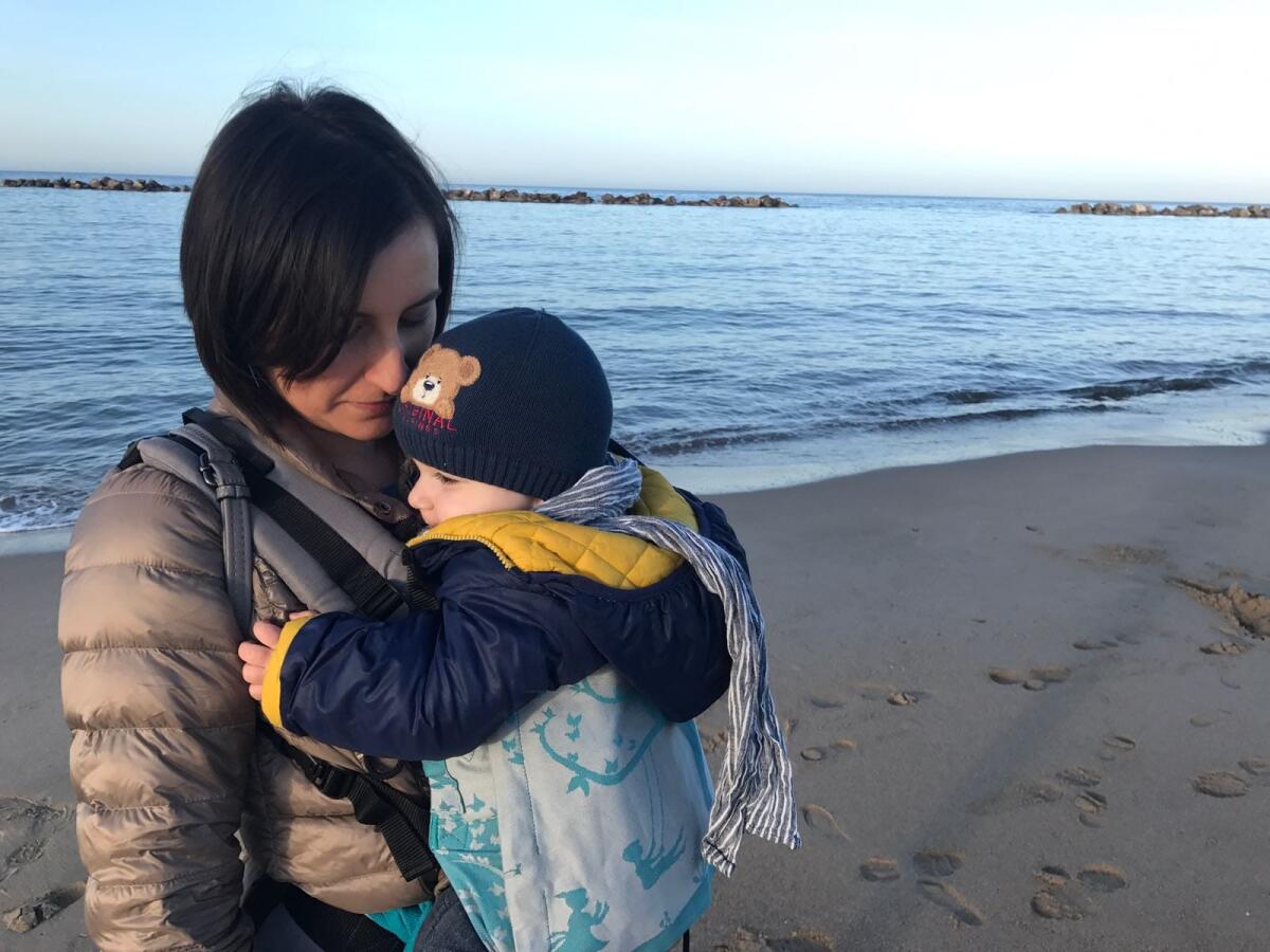Mamme canguro per genitorialità ad alto contatto, la scommessa di Pina Simone - Pina Simone