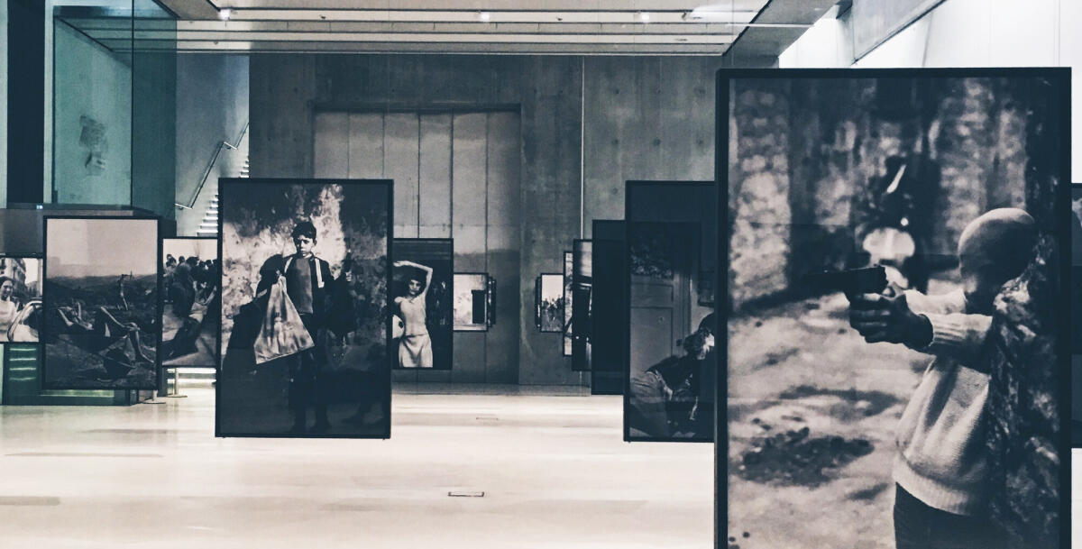 Coordinamento docenti, “allestire mostre nelle scuole dedicate a Letizia” - Letiza Battaglia,Mostra al Maxxi, 2017. Foto cct-seecity.com