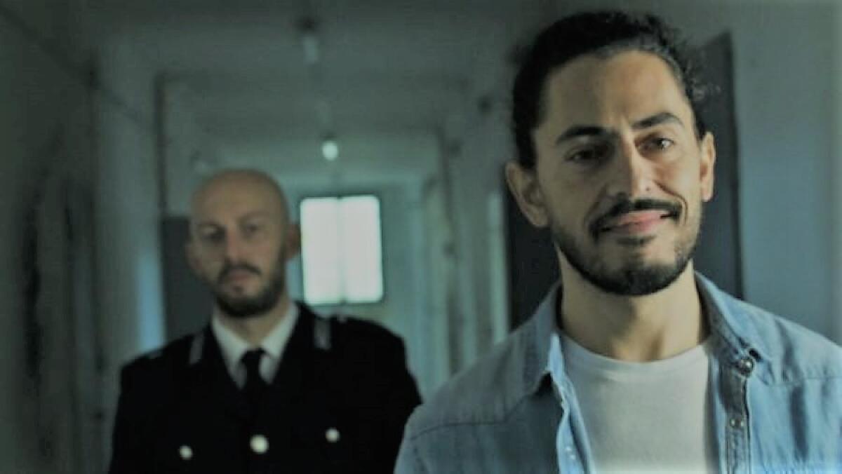 "Progettiamo vite libere con chi vive il carcere”, lo spot di 'Lavori in corso' - Spot dell'associazione "lavori in corso"
