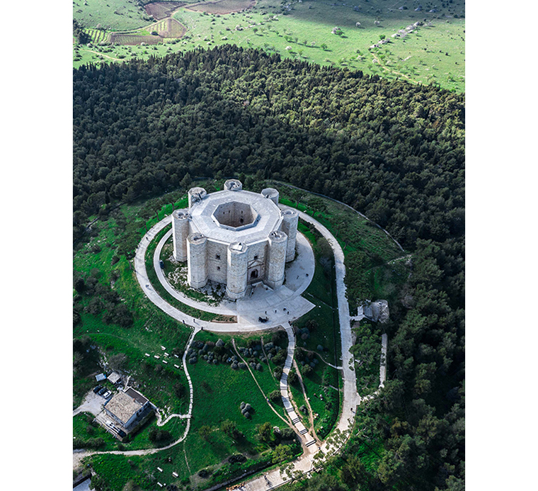 Castel Del Monte. Foto: stupormundi.it
