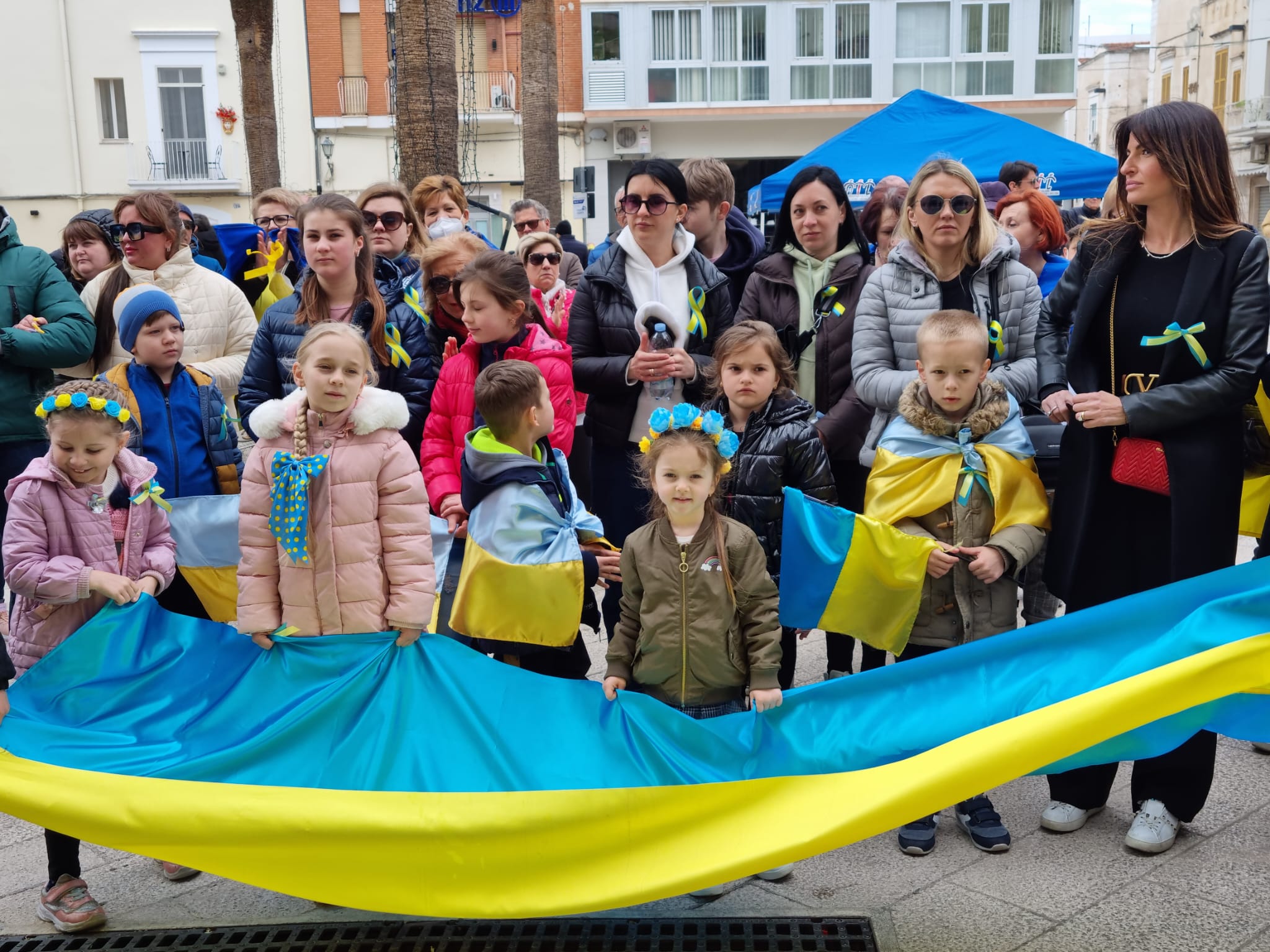 Marcia per la pace, emerge ancora la purezza dei bambini (FOTOGALLERY)