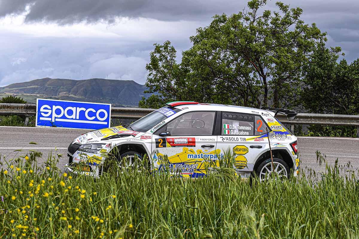 Targa Florio: prima vittoria nel campionato italiano assoluto Rally Sparco per De Tommaso-Ascalone - 