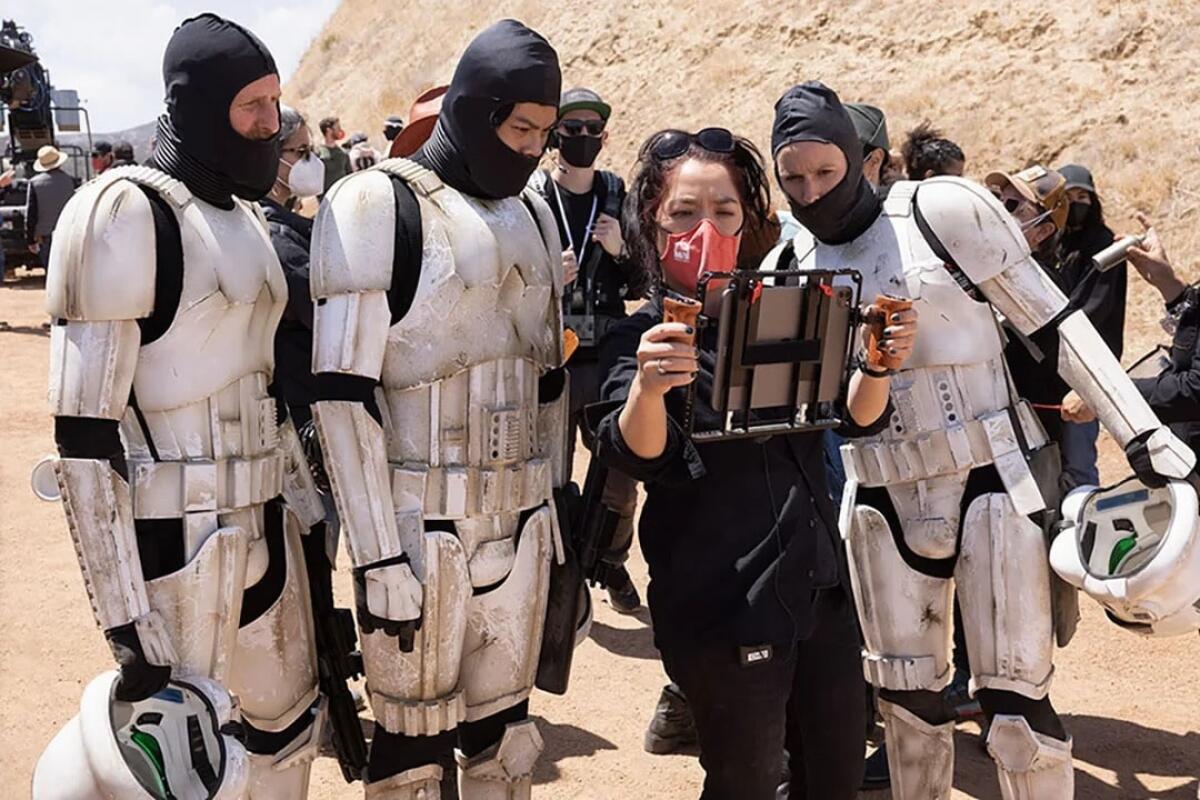 Obi-Wan Kenobi: arrivano nuove foto dal set! - Deborah Chow sul set di Obi-Wan Kenobi