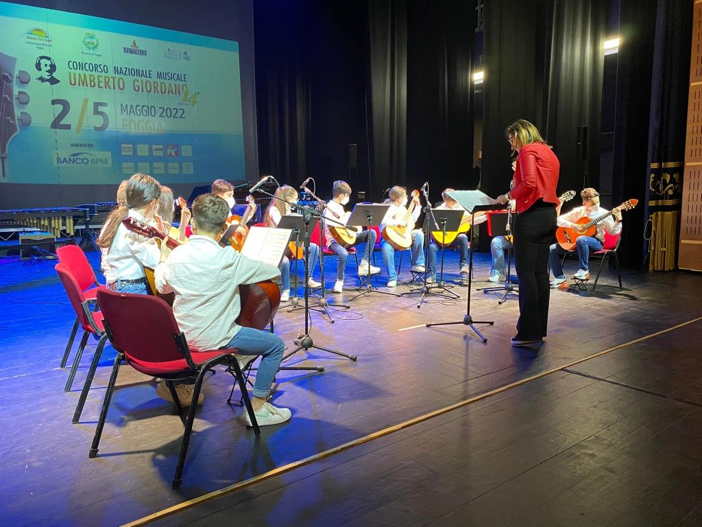 Scuola Foscolo di Foggia suona i Beatles, special guest Ottavio De Stefano